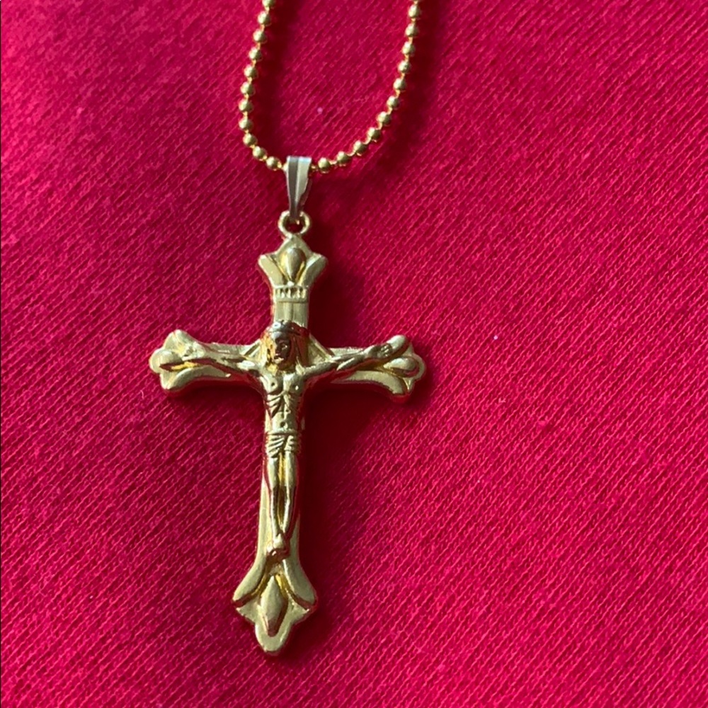 18Karat gold filled Crucifix Necklace